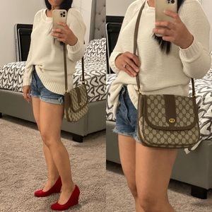 Vintage Gucci GG Supreme Crossbody